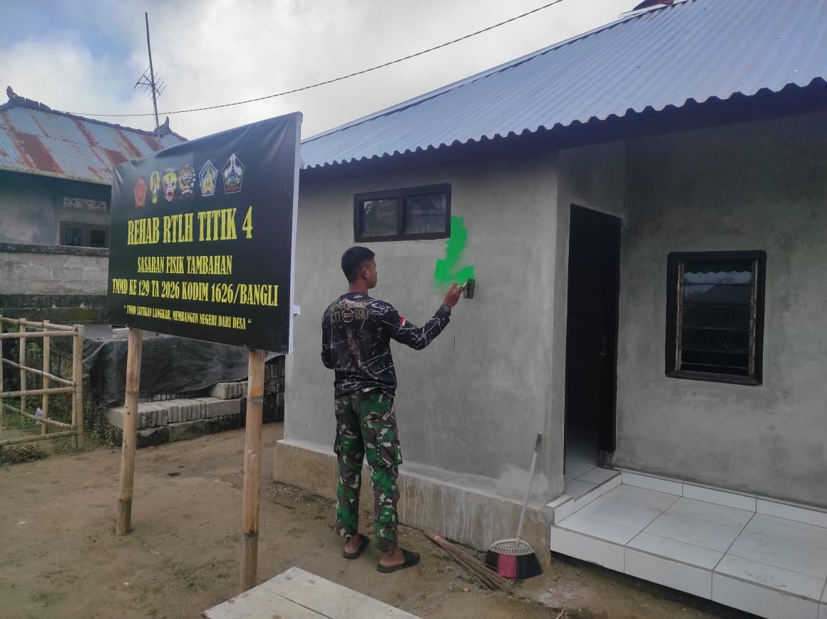 Satgas TMMD Ke-129 Kodim 1626/Bangli Jaga Kualitas hingga Tahap Akhir Rehabilitasi RTLH