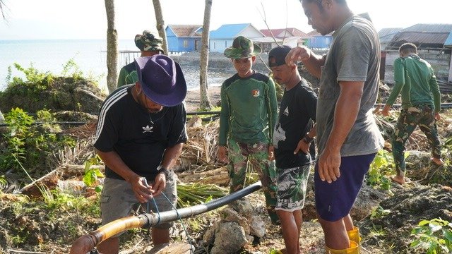 Manunggal Air Bersih Rampung, Jamaah Masjid Desa Polewali Kini Lebih Nyaman Berwudhu