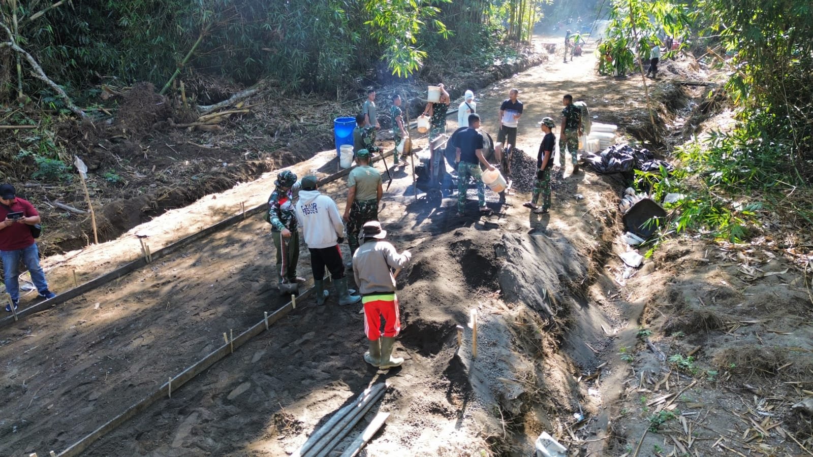 Tembus 90 Persen, Satgas TMMD Ke-129 Kodim 1626/Bangli Tetap Prioritaskan Kualitas Rabat Beton