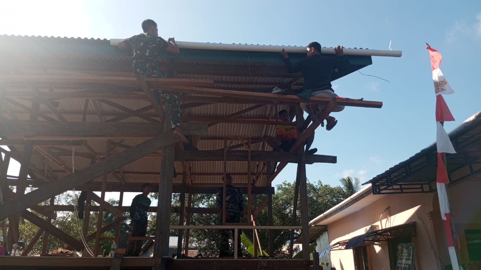 Kejar Target Penutupan TMMD ke-129, Pasi Ter sebut Rumah Pak Hamsah Diharapkan Siap Ditempati H-1 Minggu