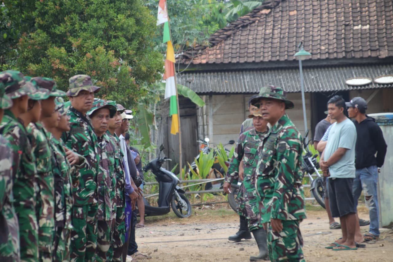 Pasiter Tekankan Kekompakan dan Keselamatan Saat Apel Pagi Satgas TMMD Ke-129