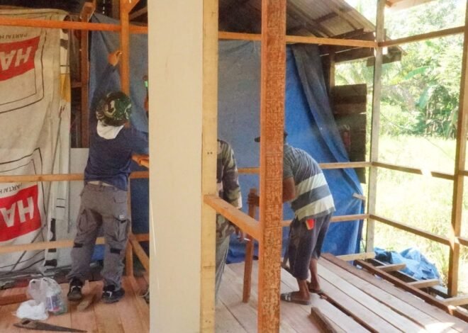 Satgas TMMD dan Warga Kompak Pasang Plafon, Wujudkan Hunian Layak bagi Masyarakat