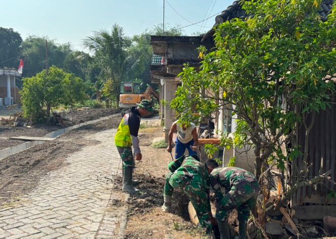 Pembuatan Drainase TMMD Ke-129 Kodim 0813/Bojonegoro di Dusun Krebet Dipacu dengan Excavator