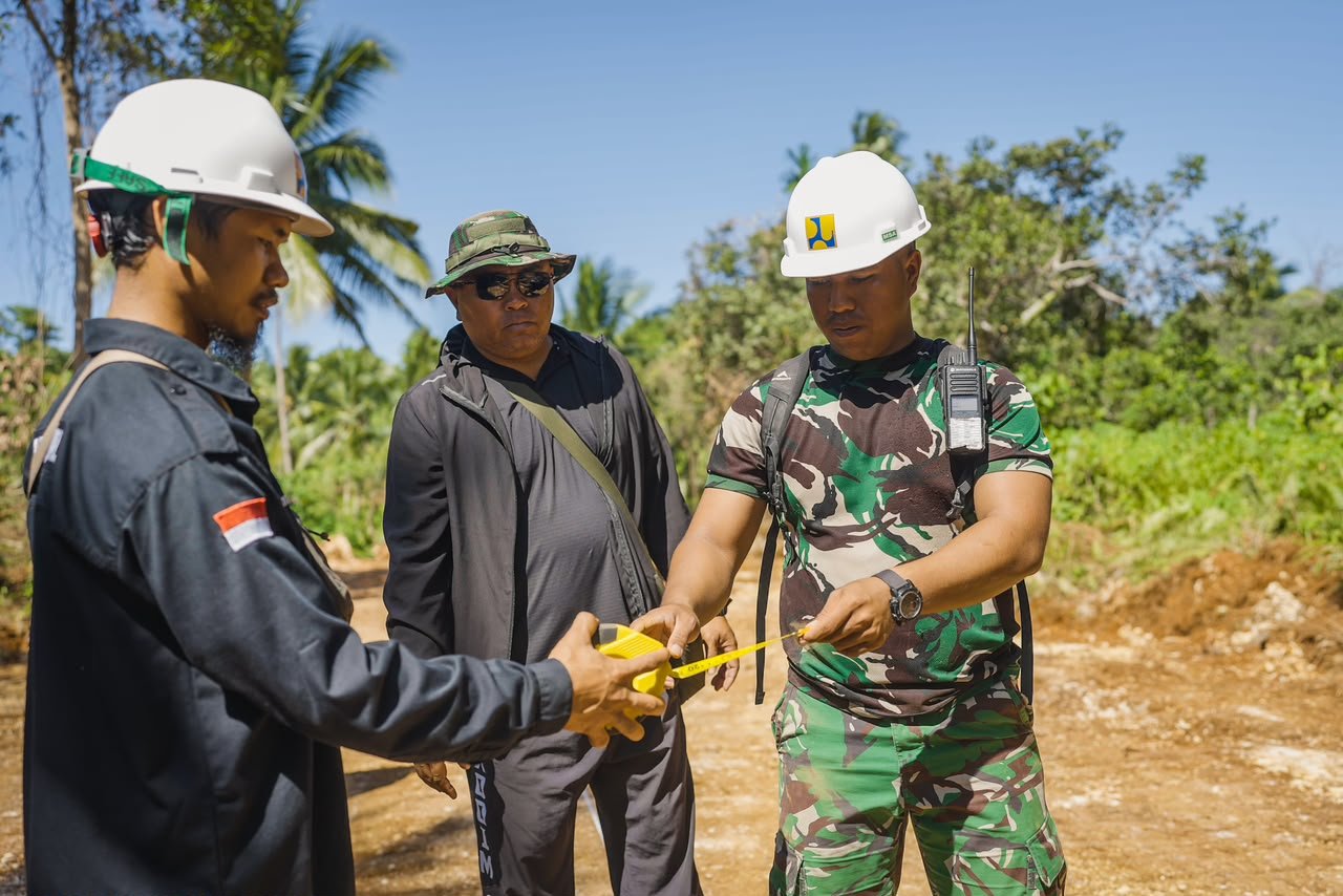 Pastikan Hasil Sesuai Target, Satgas TMMD Laksanakan Pengukuran Jalan