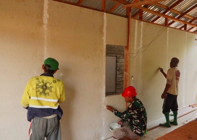 Gotong Royong Satukan Satgas TMMD dan Warga, Pembangunan Rumah Terus Dikebut