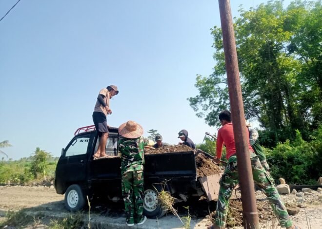 Gotong Royong Timbun Jalan, Satgas TMMD Bantu Buka Akses Lebih Lancar bagi Warga