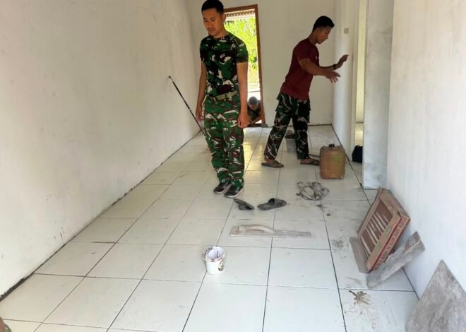 Rumah Ibu Rodiah Makin Nyaman, Satgas TMMD 129 Kodim 0413/Bangka Tuntaskan Lantai Ruangan