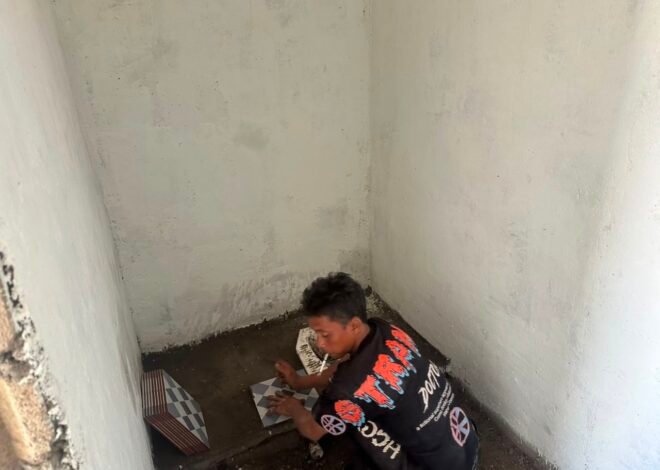 Bukan Sekadar Memasang Keramik, Satgas TMMD 129 Bangka Perhatikan Kualitas Rumah Ibu Rodiah