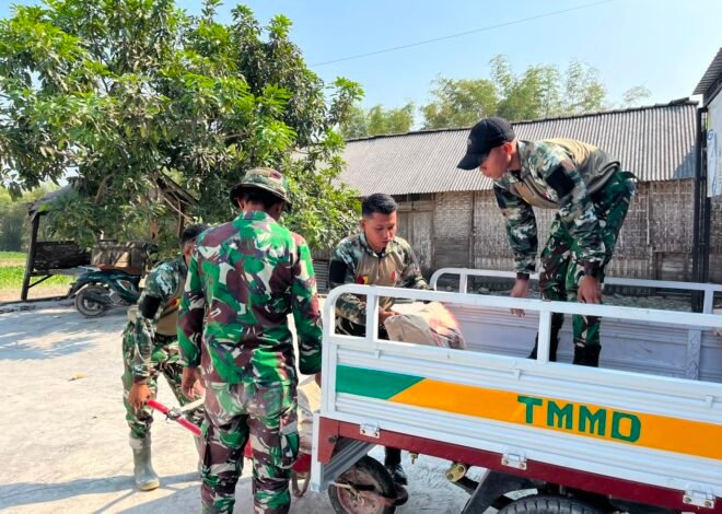 Satgas TMMD Kodim 0813/Bojonegoro Distribusikan Material Bangunan ke Lokasi Sasaran