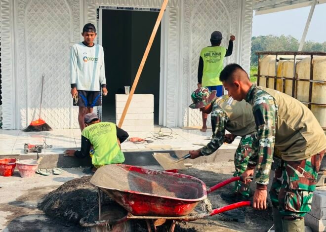 Pengecoran Teras Jadi Fokus Satgas TMMD pada Pembangunan Musala dan Toilet Desa Kesongo