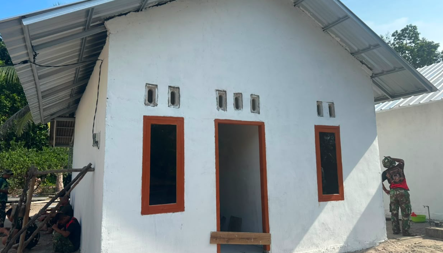 Senyum Ibu Rodiah Makin Lebar, Rumah Impian Hasil TMMD 129 Bangka Segera Ditempati