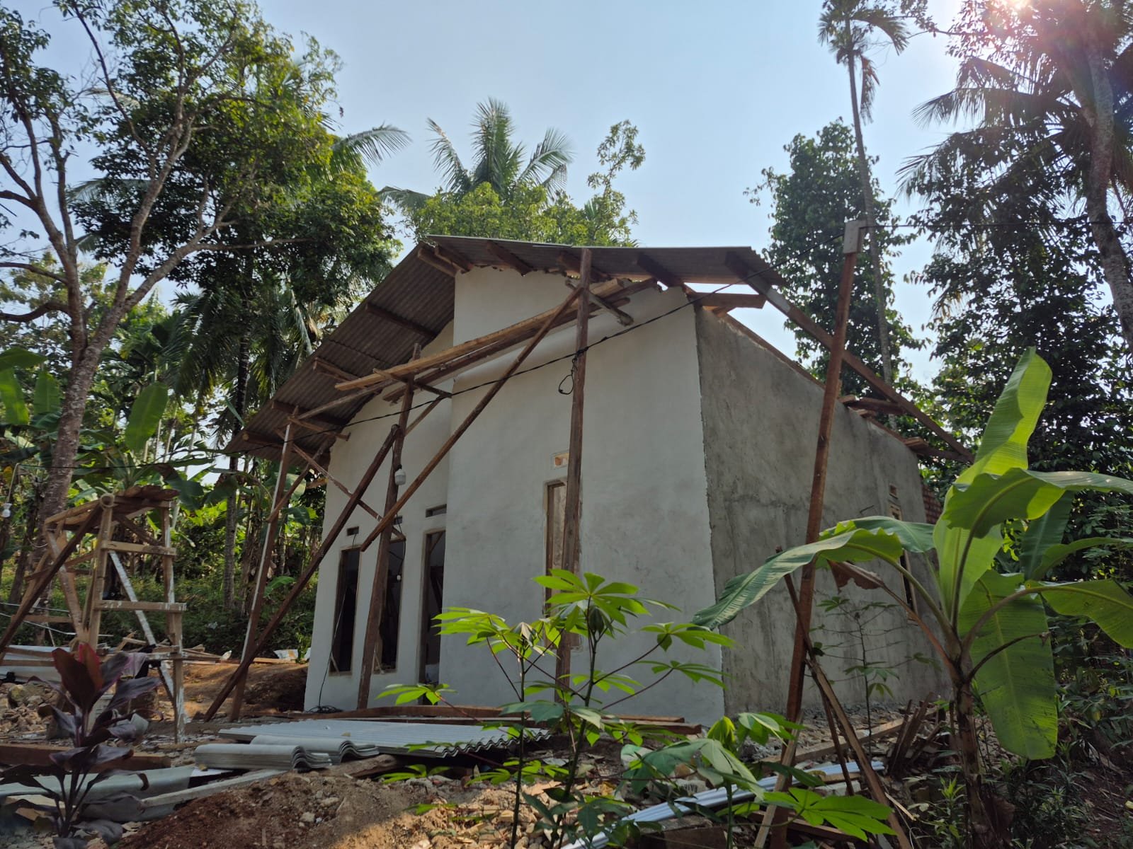 Perlahan Menjadi Rumah Impian, RTLH Milik Hendi Terus Dikebut Satgas TMMD