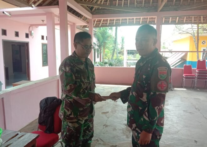 Jaga Kebugaran Personel, Tim Kesehatan Denkesyah Bandar Lampung Rutin Cek Kondisi Satgas TMMD ke-129.