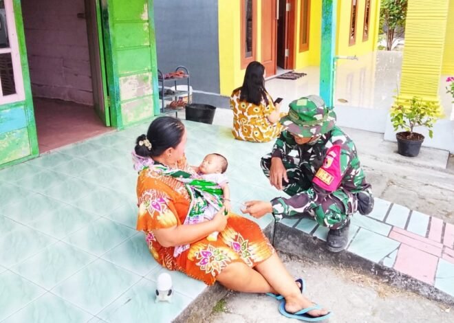 Menyapa Hati di Teras Rumah: Cara Babinsa Kesongo Rajut Kebersamaan di TMMD 129 Bojonegoro