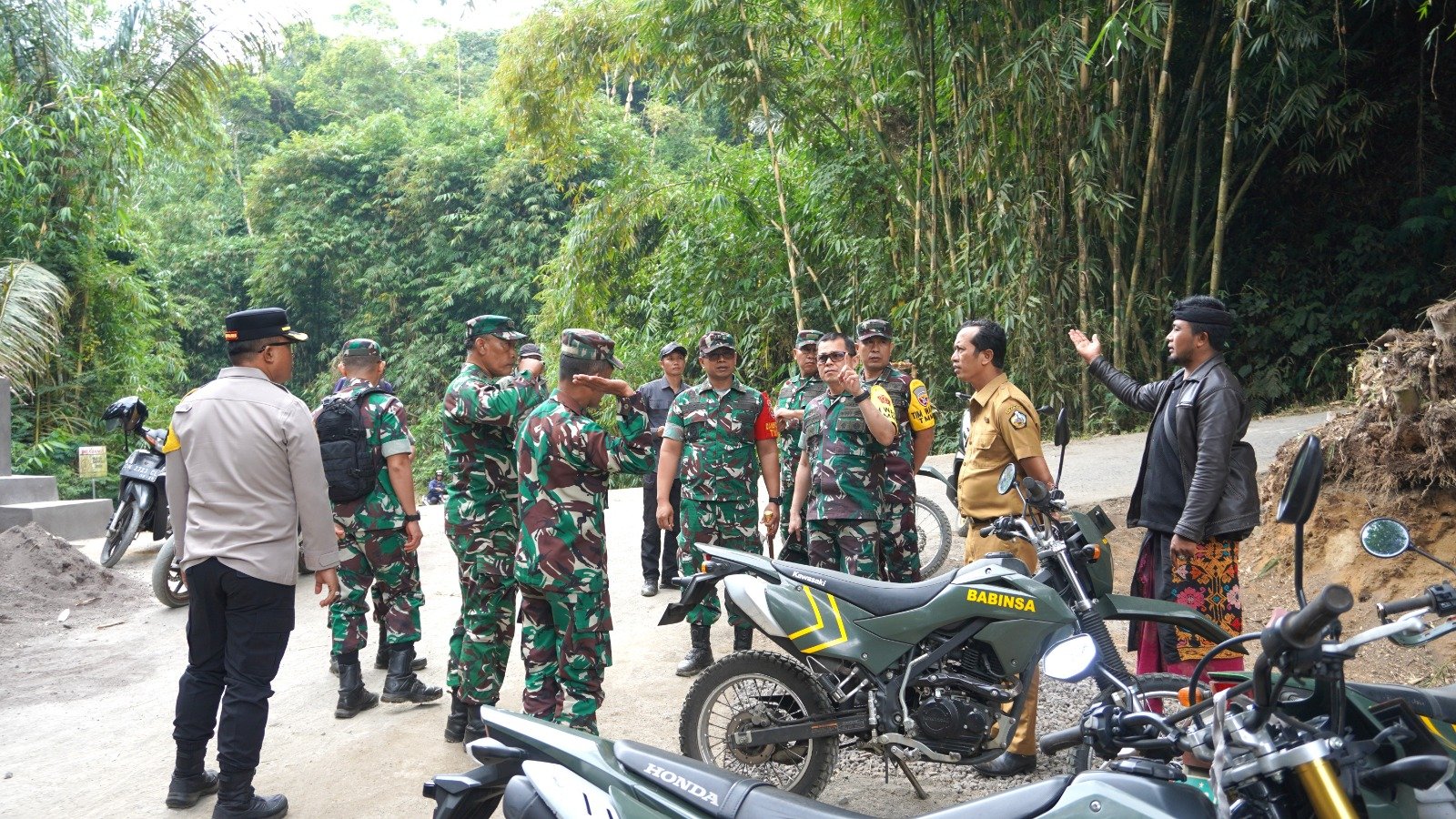 Katim Wasev TMMD ke-129 Tinjau Sasaran Fisik DPT dan Rabat Beton