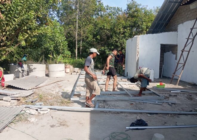 Gotong Royong Warnai Pembangunan RTLH, Satgas TMMD 129 Bangka Genjot Rangka Dapur Rumah Bapak Ardiansyah