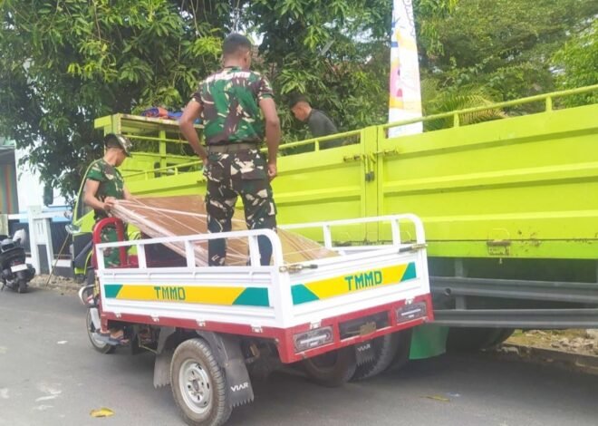 Menembus Gang Sempit: Ketika ‘Motor Roda Tiga’ Satgas TMMD 129 Bojonegoro Bawa Harapan Rumah Layak Huni Warga Kesongo