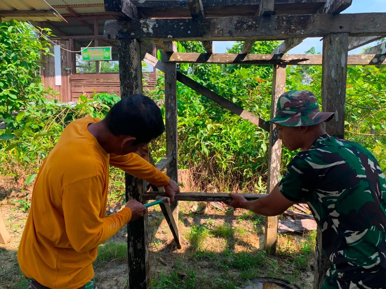 Air Bersih untuk Jamaah, Satgas TMMD Percepat Penyelesaian Sumur Bor Masjid Al-Hidayah