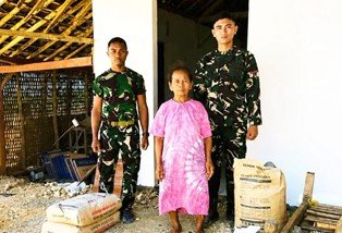 Senyum Haru Mbah Wagini: Rumah Lapuk, Kian Nyaman Disulap Satgas TMMD 129 Bojonegoro