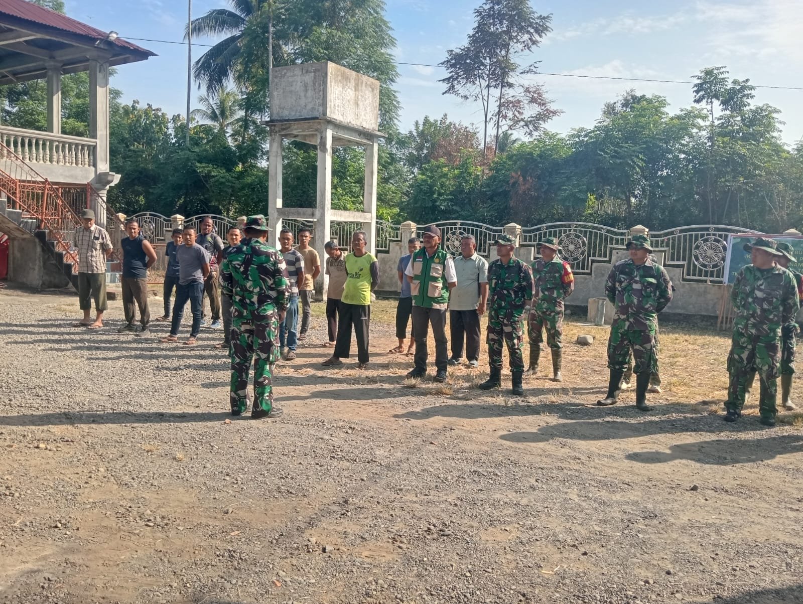 Apel Pagi Satgas TMMD Ke-129 Kodim 0102/Pidie Tingkatkan Kesiapan Personel Sebelum Bekerja
