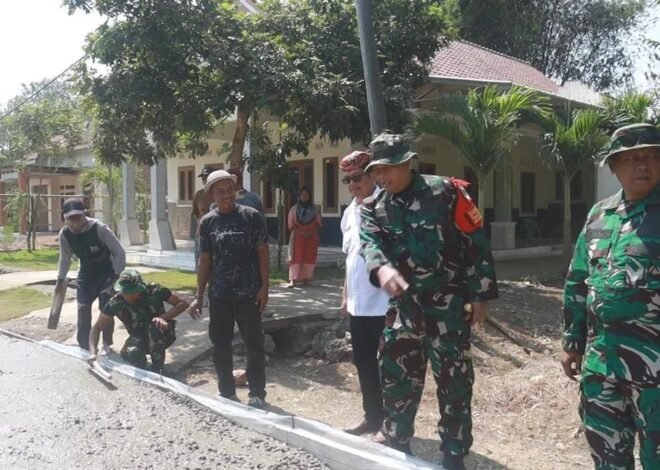 Pastikan Kualitas dan Tepat Sasaran, Dandim 0620/Kab. Cirebon Tinjau Langsung Pembangunan Jalan Rabat Beton TMMD ke-129 di Desa Luwung Kencana