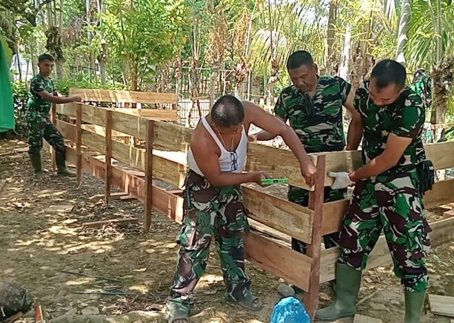 TMMD Hadir Tingkatkan Kesejahteraan Masyarakat, Satgas TMMD Ke-129 Kodim 0102/Pidie Bangun Kolam Lele di Pekarangan Warga