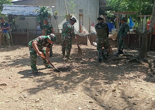 Satgas TMMD Ke-129 Kodim 0102/Pidie Bersama Warga Bersihkan Lokasi Pembangunan MCK dan Sumur Bor
