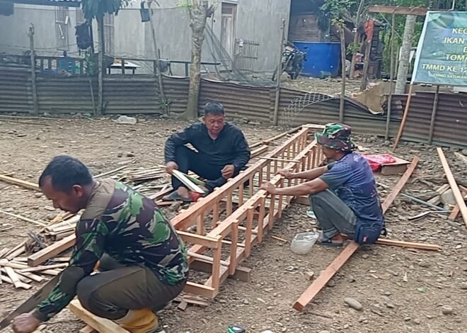 Satgas TMMD Ke-129 Kodim 0102/Pidie Bangun Kandang Ayam Petelur, Dorong Ketahanan Pangan Keluarga
