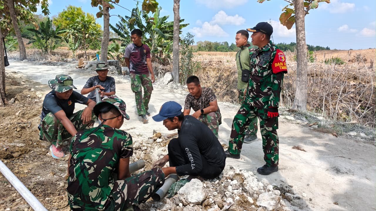 Pastikan Kualitas dan Ketepatan Waktu, Danki Satgas TMMD 129 Pantau Langsung Pembangunan Tandon Air di Dusun Bakon
