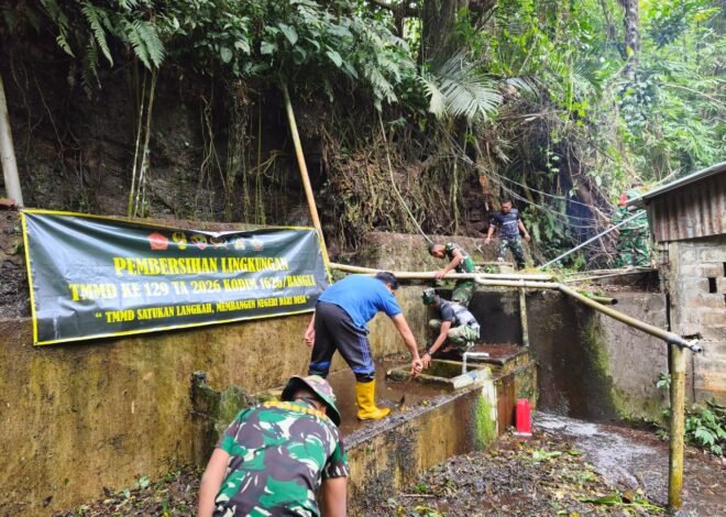 Satgas TMMD Ke-129 Kodim 1626/Bangli Bersihkan Sumber Air Yeh Tipat, Jaga Pasokan Air Warga