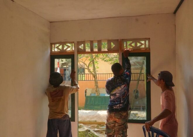 Pintu dan Jendela Terpasang, Satgas TMMD Bersama Warga Sempurnakan RTLH Sasaran 4