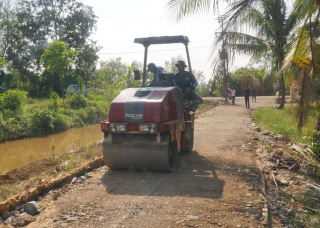 Penyetuman Alat Berat, Satgas TMMD Pastikan Pengerjaan Jalan Desa Bandar Raya Berjalan Lancar