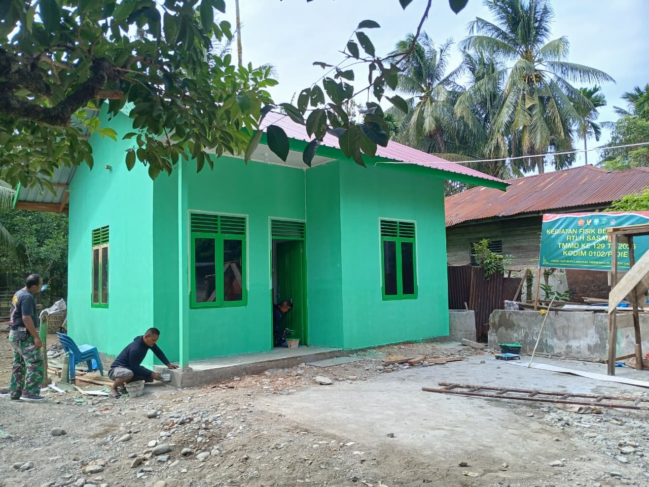 Pekerjaan Rehab RTLH TMMD Ke-129 Kodim 0102/Pidie Mendekati Penyelesaian 80 Persen