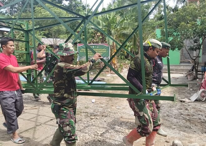 Tak Kenal Hari Libur, Satgas TMMD ke-129 Pasang Tower dan Tandon Air di Dayah Lhok Panah