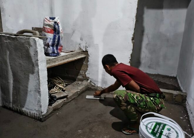 Meja Dapur Mulai Dibangun, RTLH Ibu Rodiah Makin Siap Jadi Hunian Nyaman