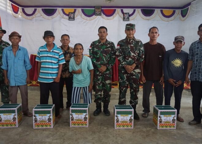 Danrem 121/Abw Berikan Tali Asih Kepada Masyarakat Desa Ulak Pauk, Wujud Kepedulian TNI Dalam TMMD Regtas Ke-129