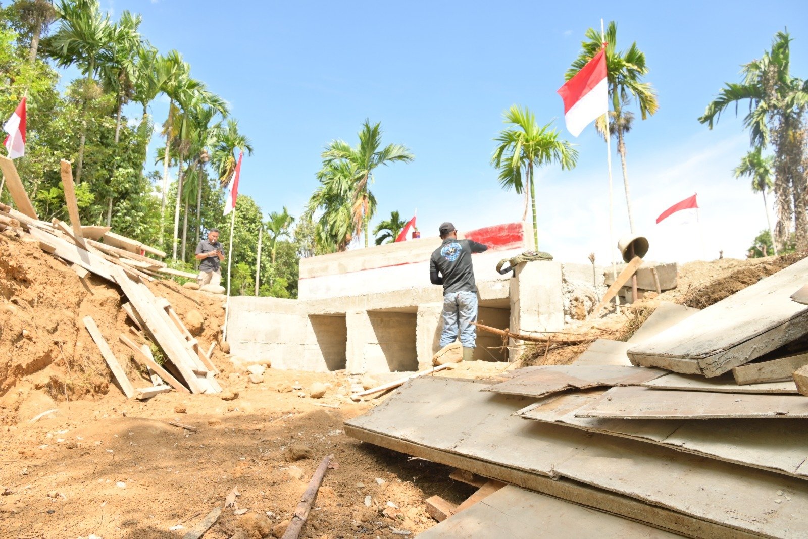 Bukan Sekadar Hiasan, Gebyar Merah Putih di Lokasi TMMD Jadi Simbol Pengabdian