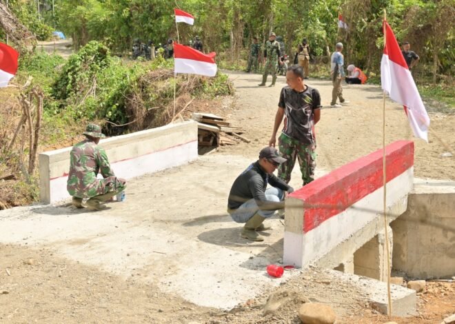 Sambut HUT RI ke-81, Satgas TMMD Percantik Sasaran Fisik dengan Merah Putih