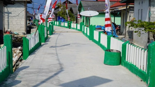 Gapura TMMD Ke-129 Rampung, Wajah Desa Polewali Semakin Tertata