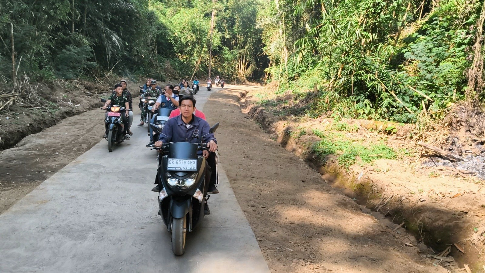 Test Ride Jalan TMMD Sekardadi, Warga Rasakan Langsung Hasil Pembangunan