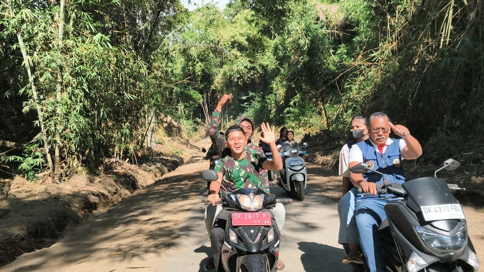 Jalan Rabat Beton Rampung, Akses Warga Sekardadi Kini Lebih Lancar