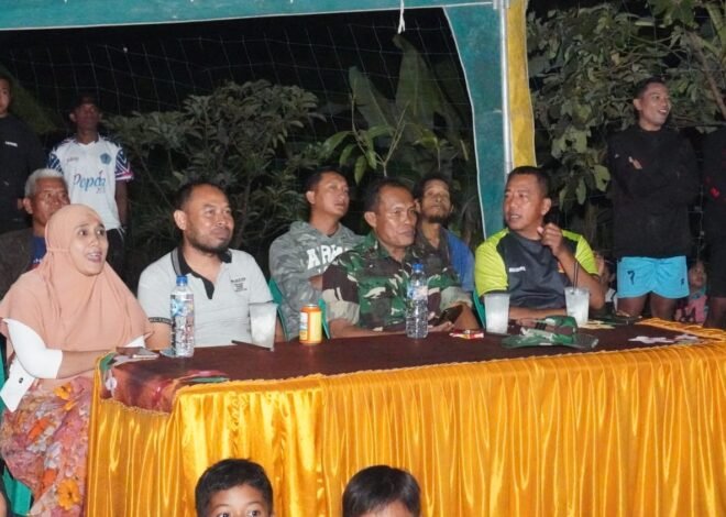 Ratusan Warga Tlemang Membludak Dukung Laga Pamungkas Voli Bersama Satgas TMMD 129