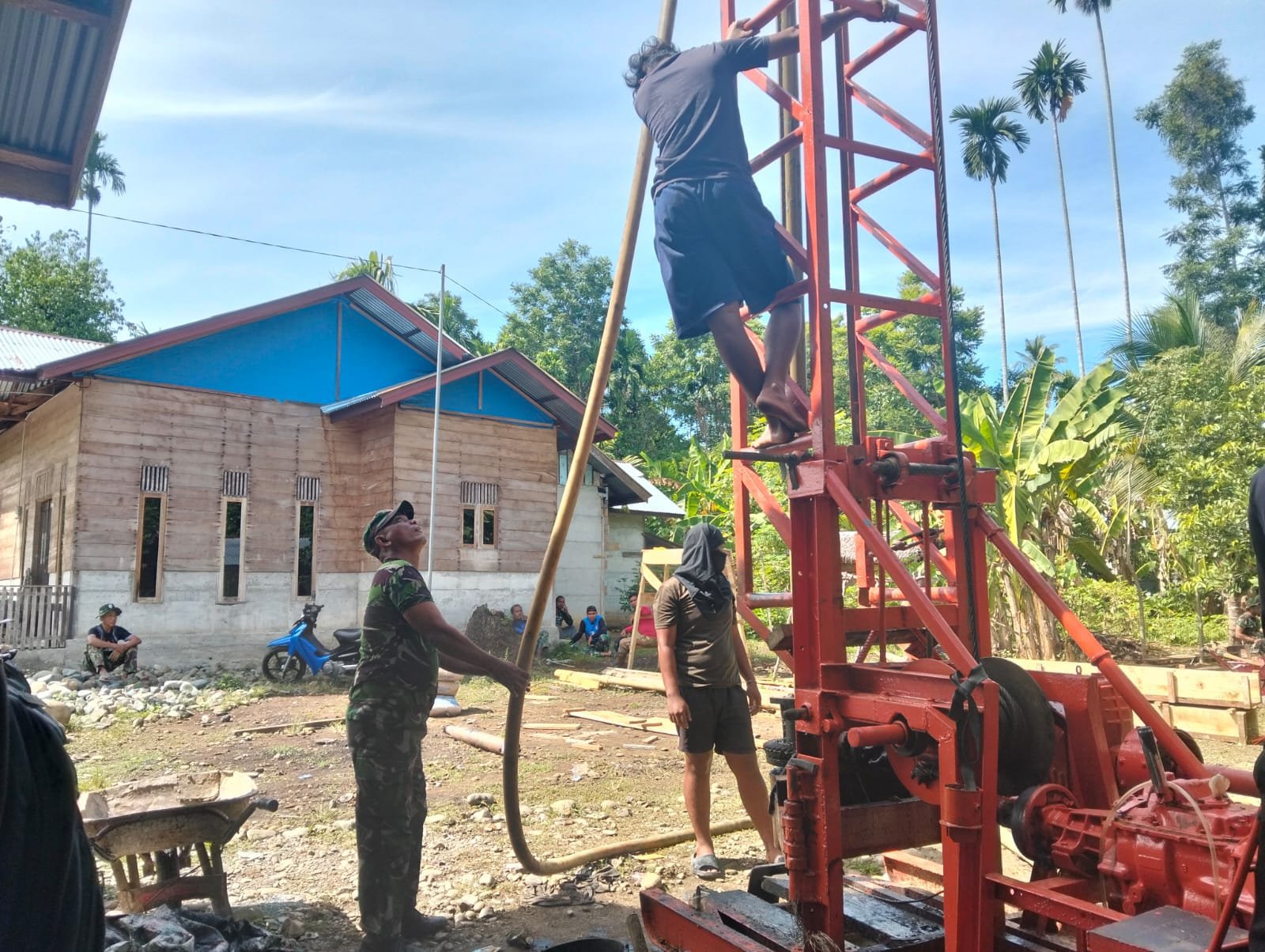 Satgas TMMD ke-129 Kodim 0102/Pidie Genjot Pengeboran Sumur Bor di Dayah Balul Ula Al-Munawarah
