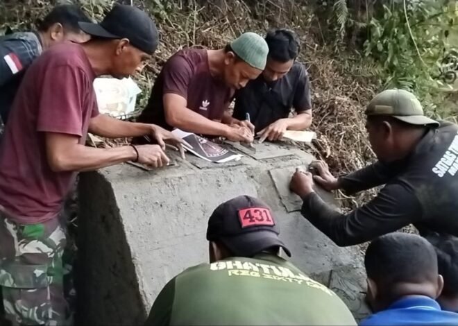 Ngebut Tahap Akhir, Satgas TMMD ke-129 Rampungkan Prasasti Peningkatan Jalan di Pattuku