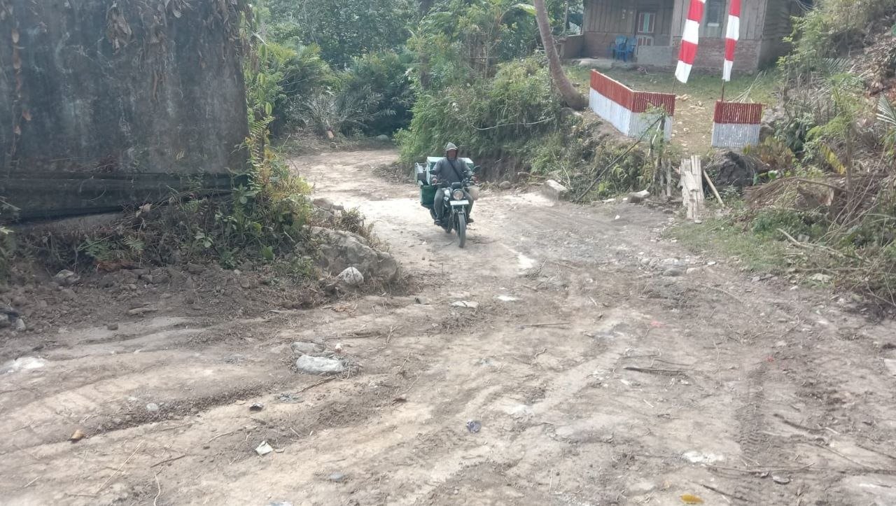 Selain Program Fisik Dan Nonfisik, Satgas TMMD Ke 129 Kodim 1407/Bone Rampungkan Perbaikan Lima Titik Dekker
