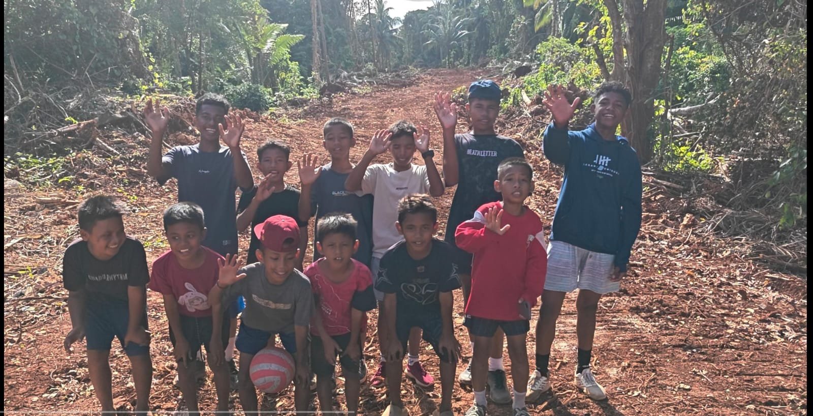 Jalan TMMD Buka Akses dan Ruang Aktivitas Positif Anak Muda Kepulauan Umbele