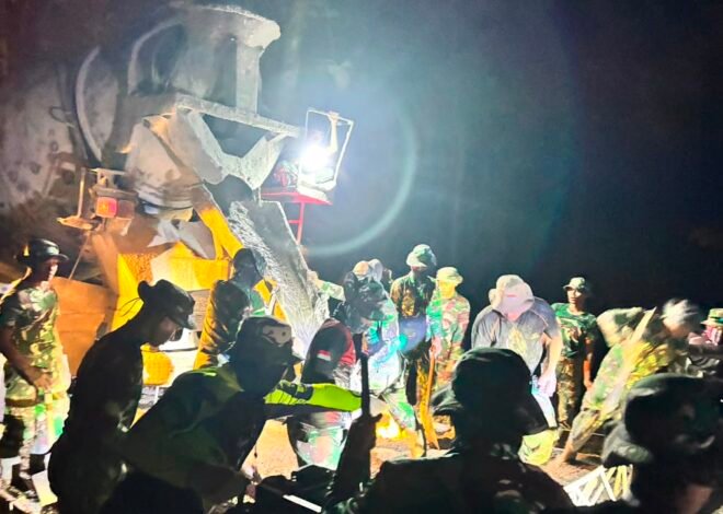 Menembus Pekat Malam, Satgas TMMD Kodim 0812/Lamongan Garap Pembangunan Desa Hingga Tuntas dan Sempurna