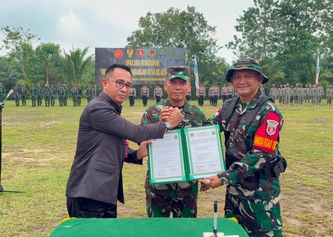 Dari Upacara hingga Tali Asih, Penutupan TMMD Ke-129 Penuh Nuansa Kemanunggalan