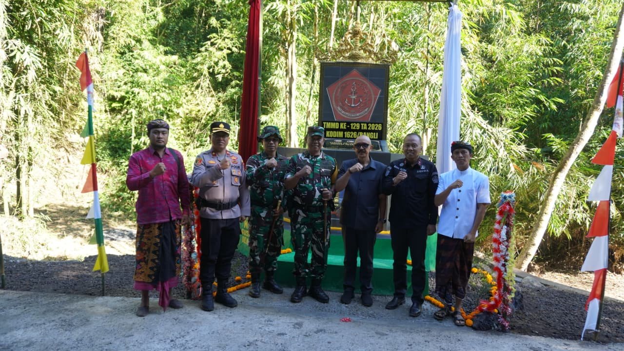 Gotong Royong Jadi Kunci, Jalan Rabat Beton TMMD Sekardadi Resmi Diresmikan