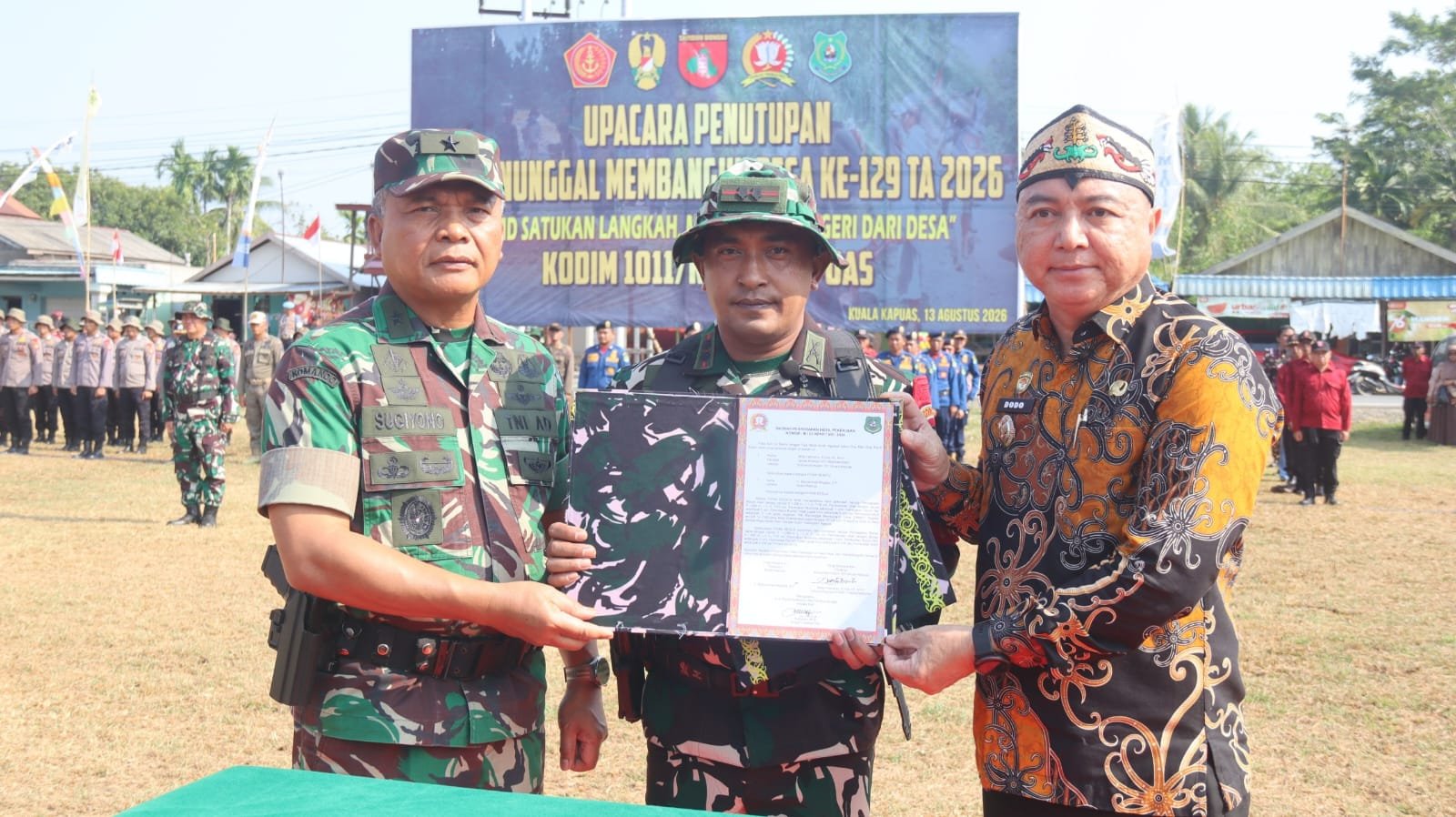 TMMD Reguler Ke-129 Kapuas Resmi Ditutup, Sinergi TNI dan Masyarakat Dorong Pembangunan Desa